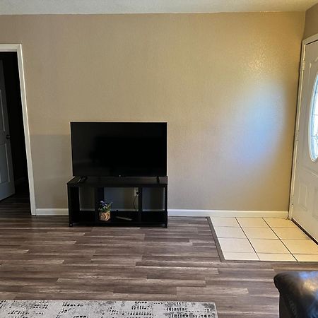 Quiet 1Bed,1Bath Condo With Free Parking Fresno Exterior foto