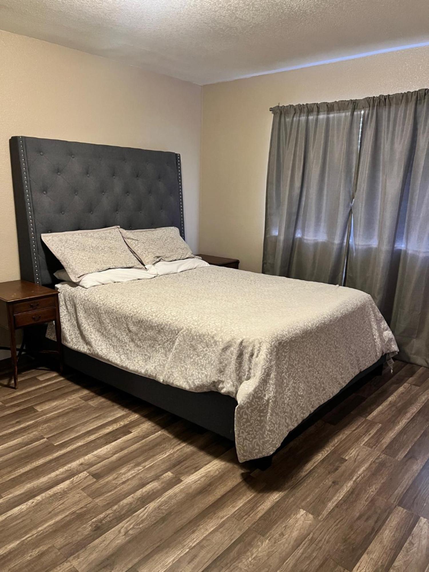 Quiet 1Bed,1Bath Condo With Free Parking Fresno Exterior foto