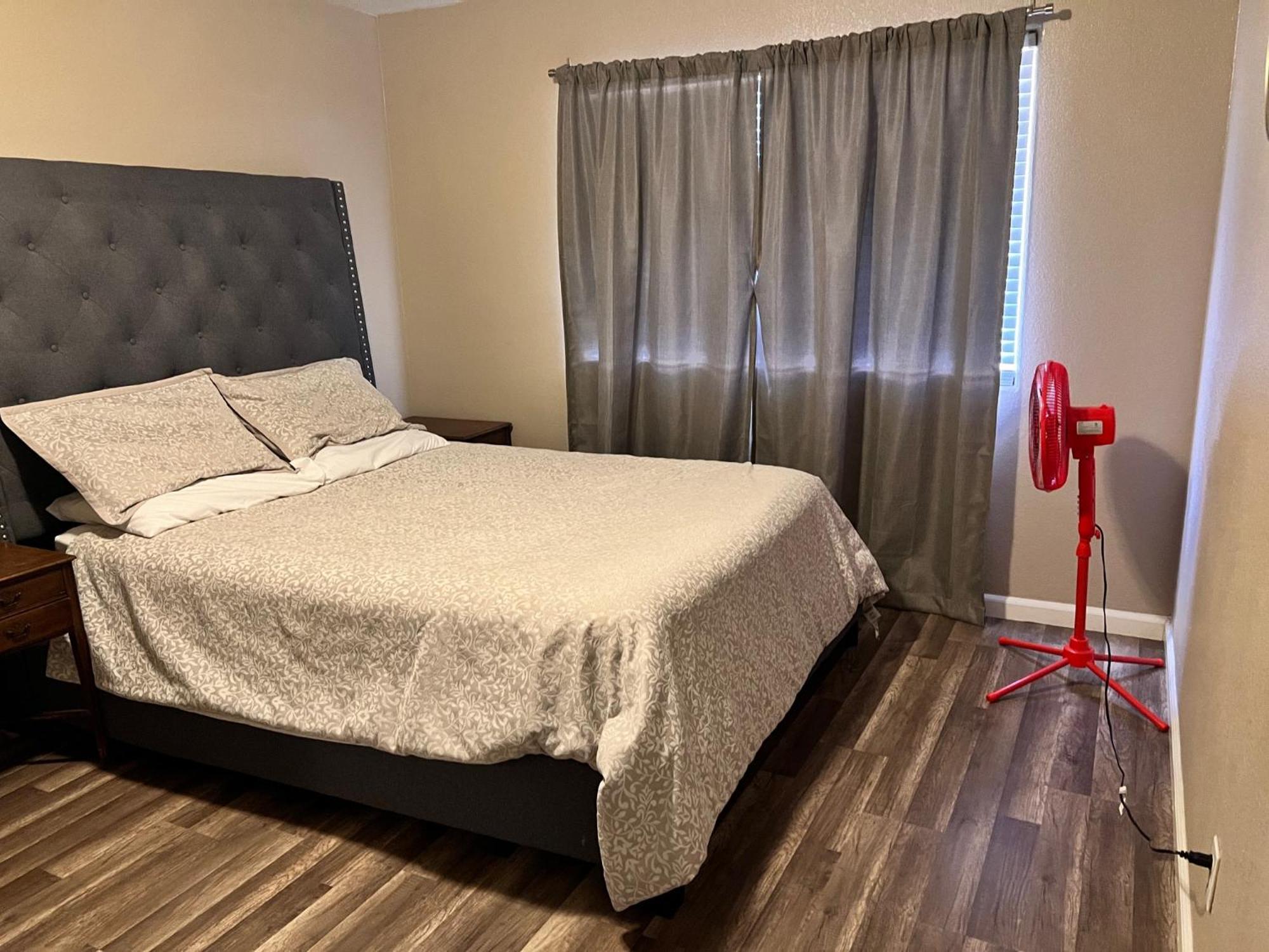 Quiet 1Bed,1Bath Condo With Free Parking Fresno Exterior foto